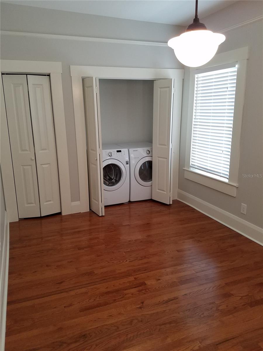 2402 N MORGAN ST, TAMPA, FL, 33602