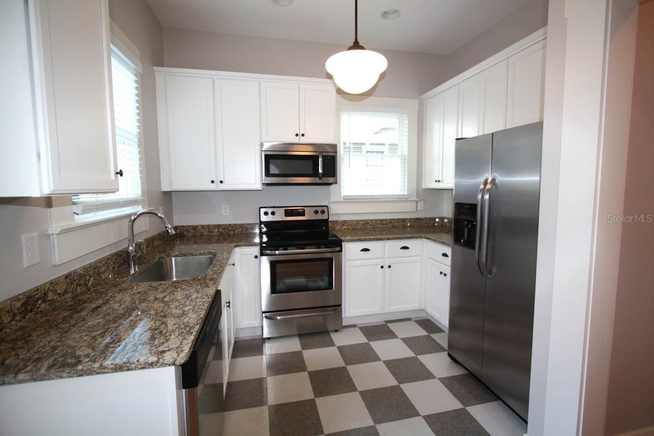 2402 N MORGAN ST, TAMPA, FL, 33602