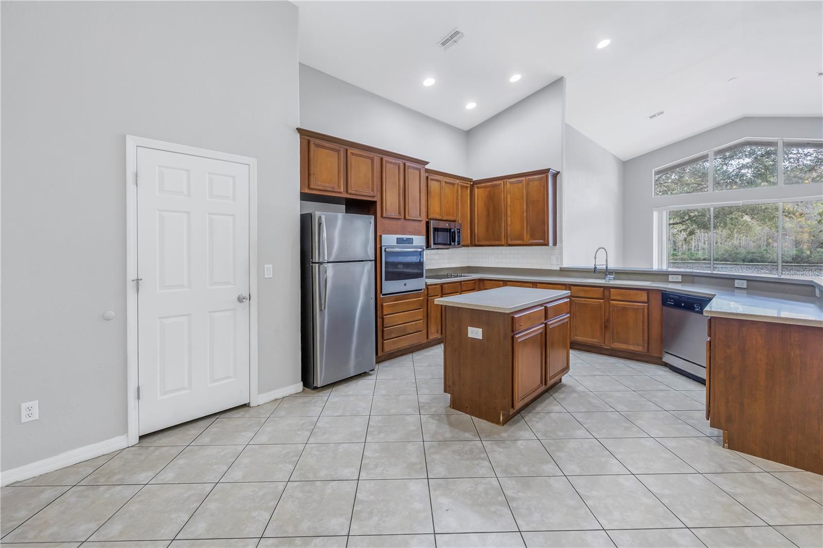 10506 SKY FLOWER CT, LAND O LAKES, FL, 34638