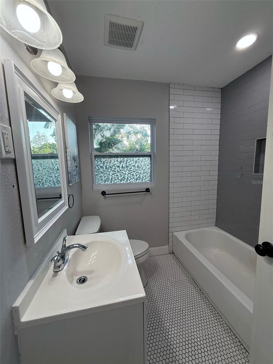 1306 E 27TH AVE, TAMPA, FL, 33605