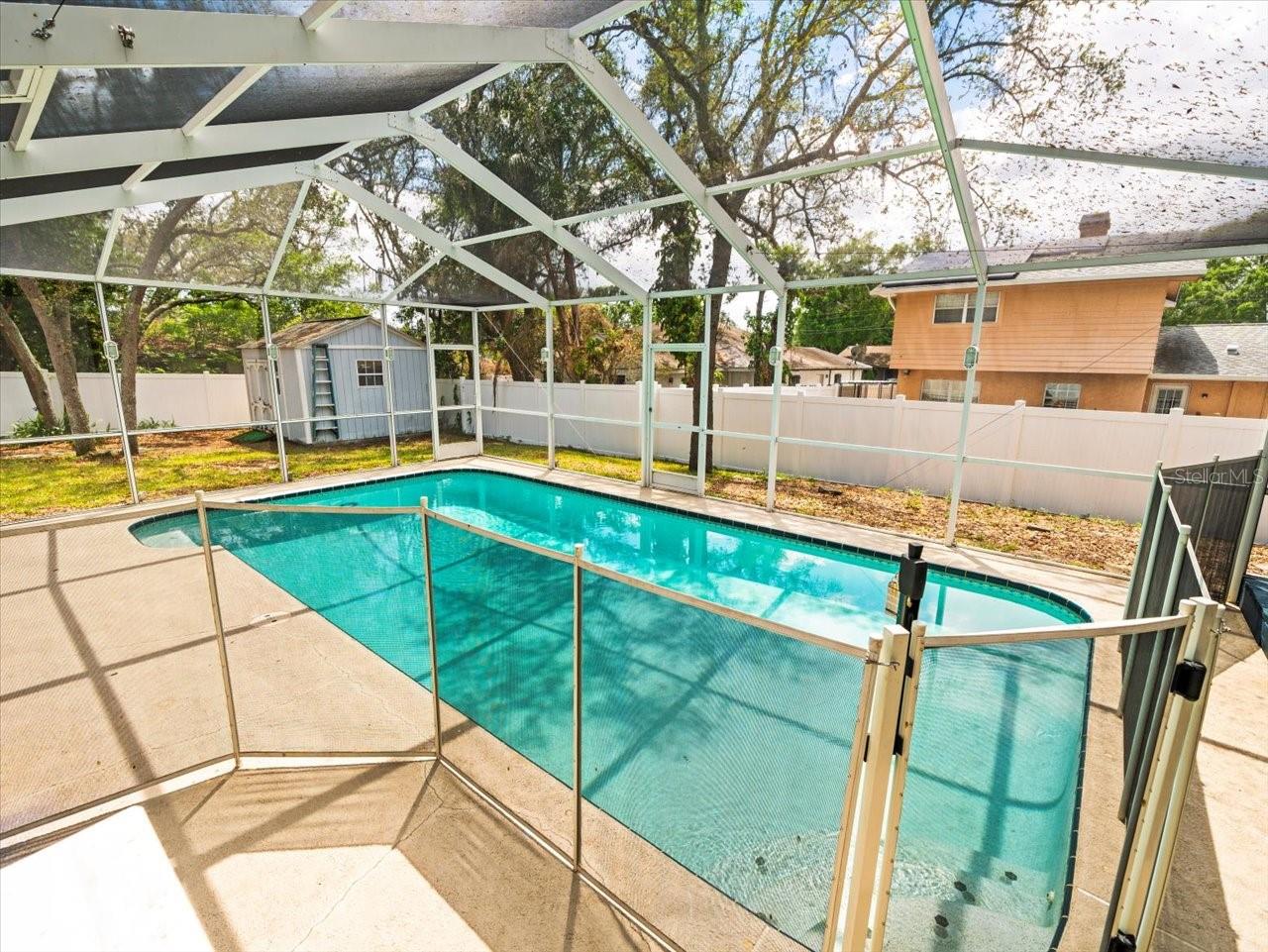 10206 N HYALEAH RD, TAMPA, FL, 33617