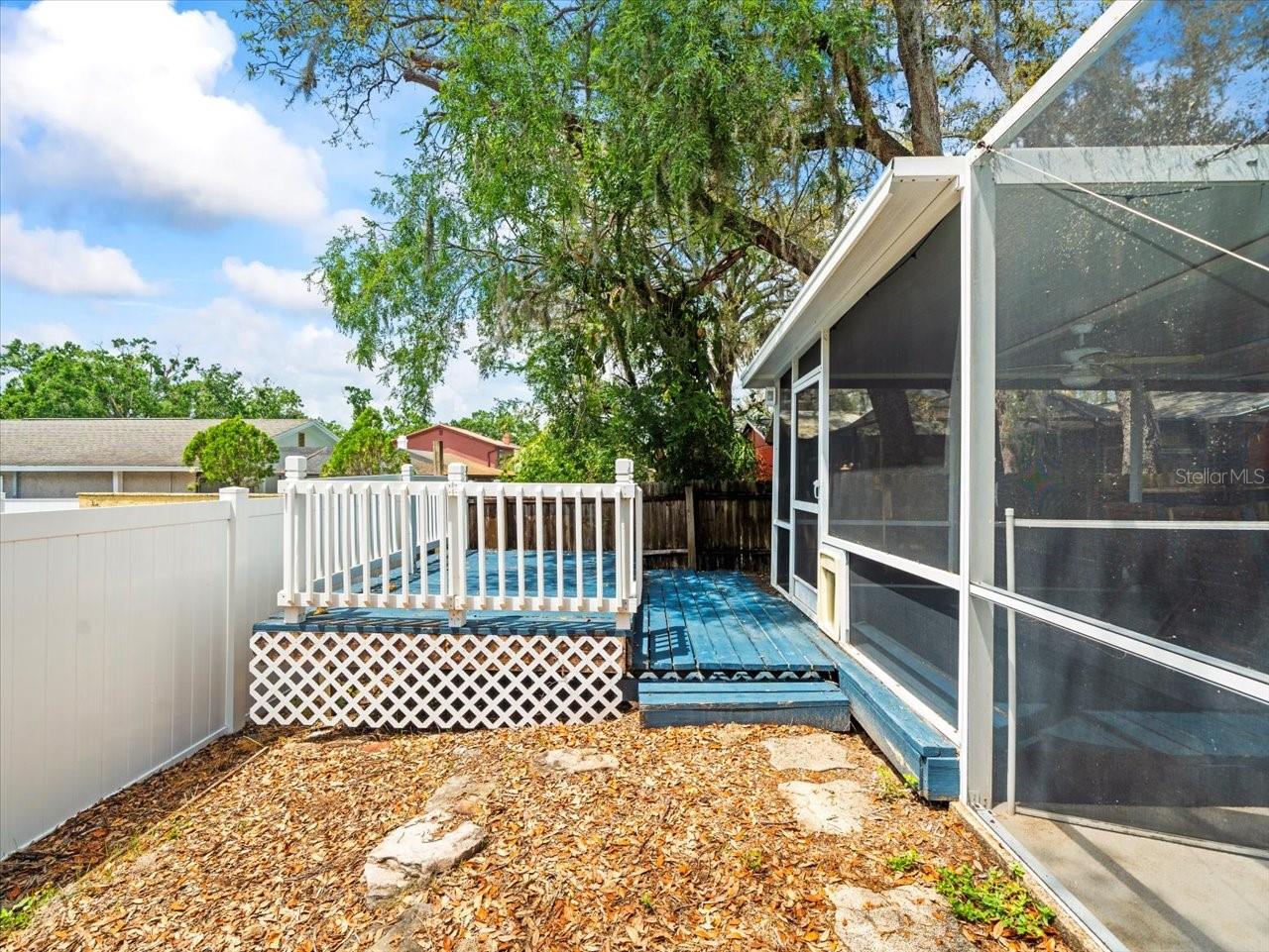 10206 N HYALEAH RD, TAMPA, FL, 33617