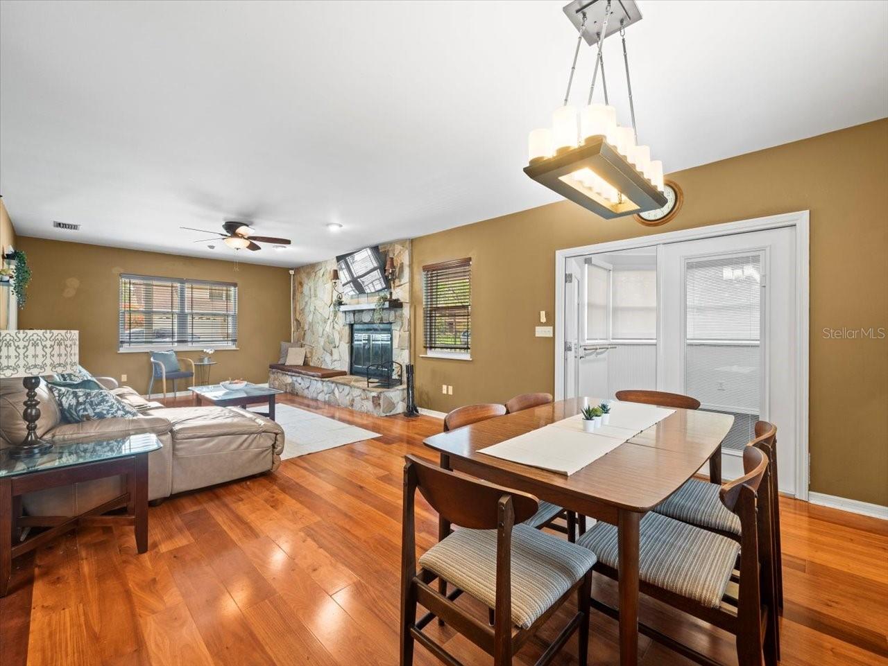 10206 N HYALEAH RD, TAMPA, FL, 33617