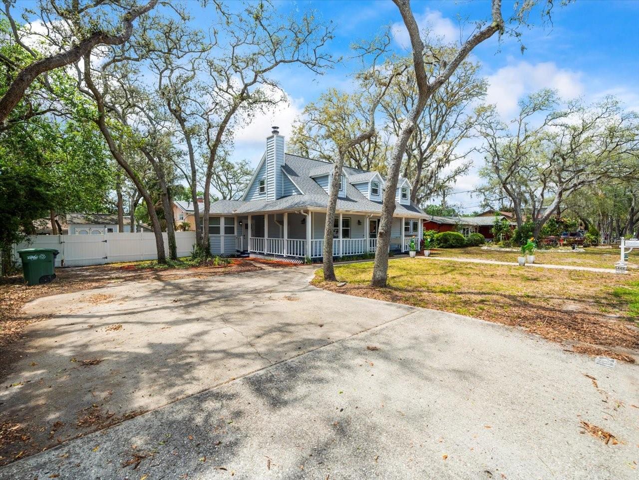 10206 N HYALEAH RD, TAMPA, FL, 33617