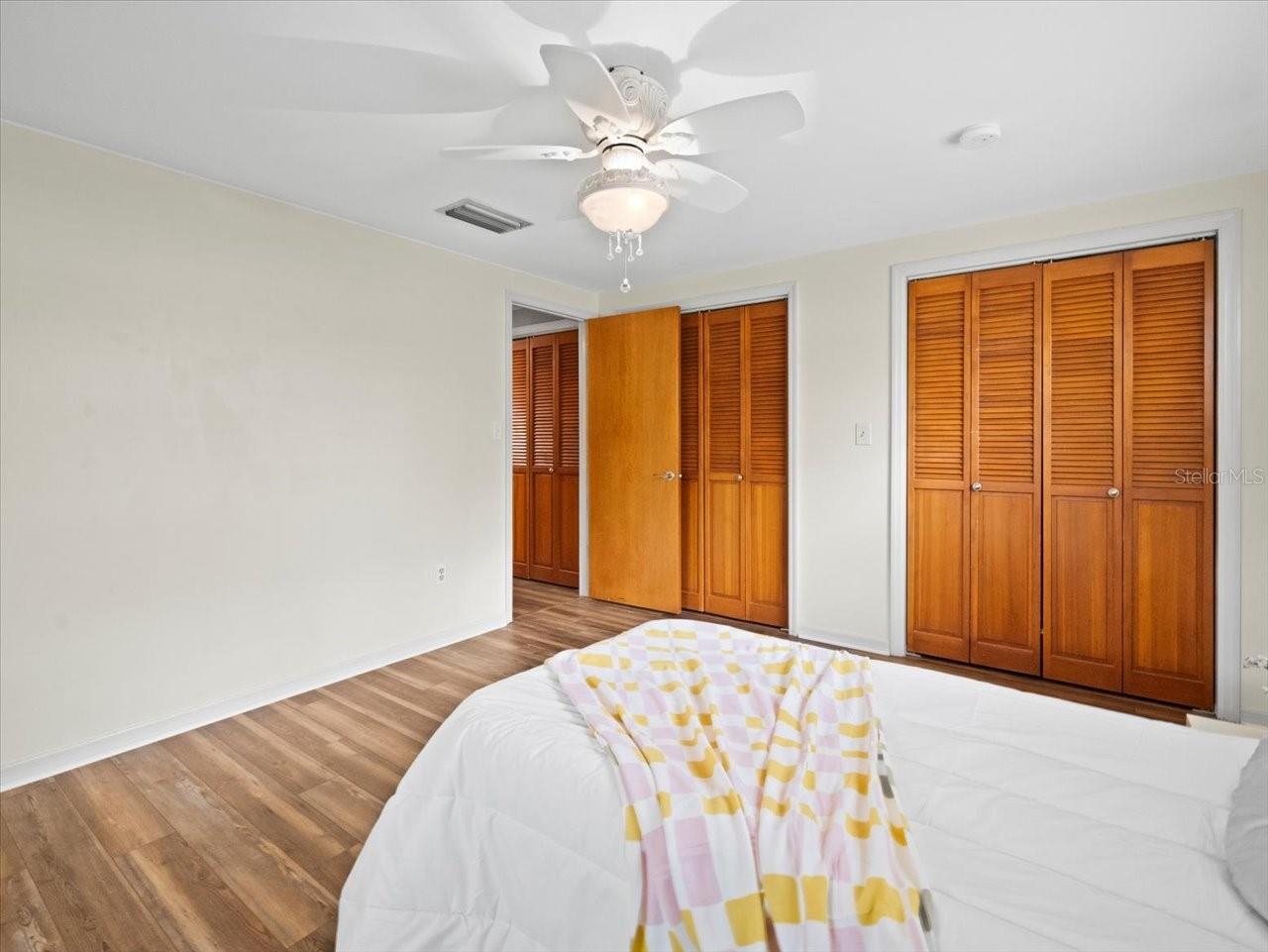 10206 N HYALEAH RD, TAMPA, FL, 33617