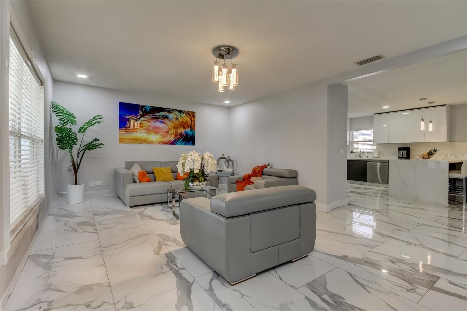 706 KINGSWOOD LOOP, BRANDON, FL, 33511