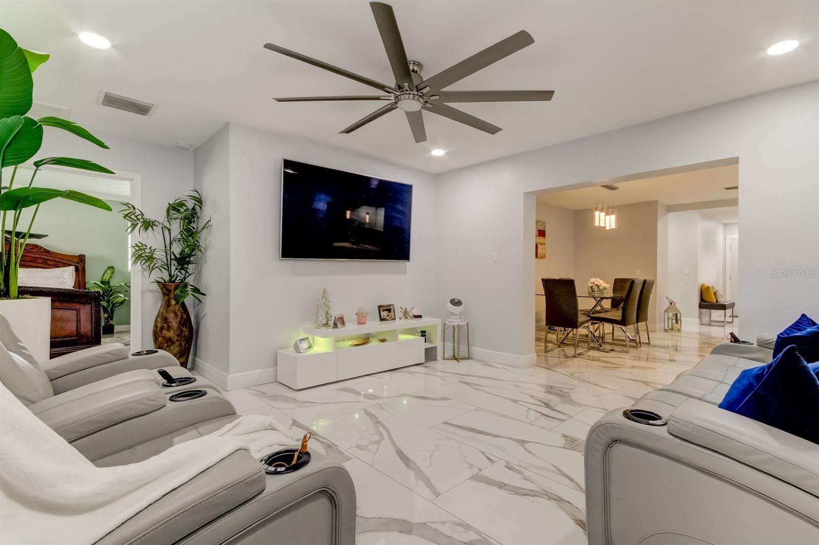 706 KINGSWOOD LOOP, BRANDON, FL, 33511