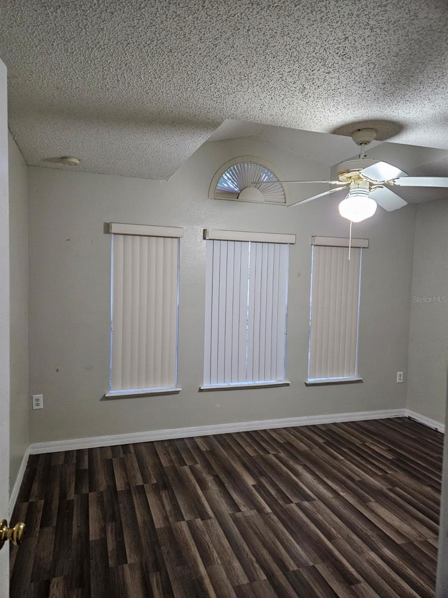 605 BLAKE AVE, DAVENPORT, FL, 33897