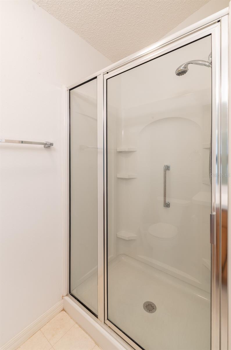 17174 SE 76TH CALEDONIA TER, THE VILLAGES, FL, 32162