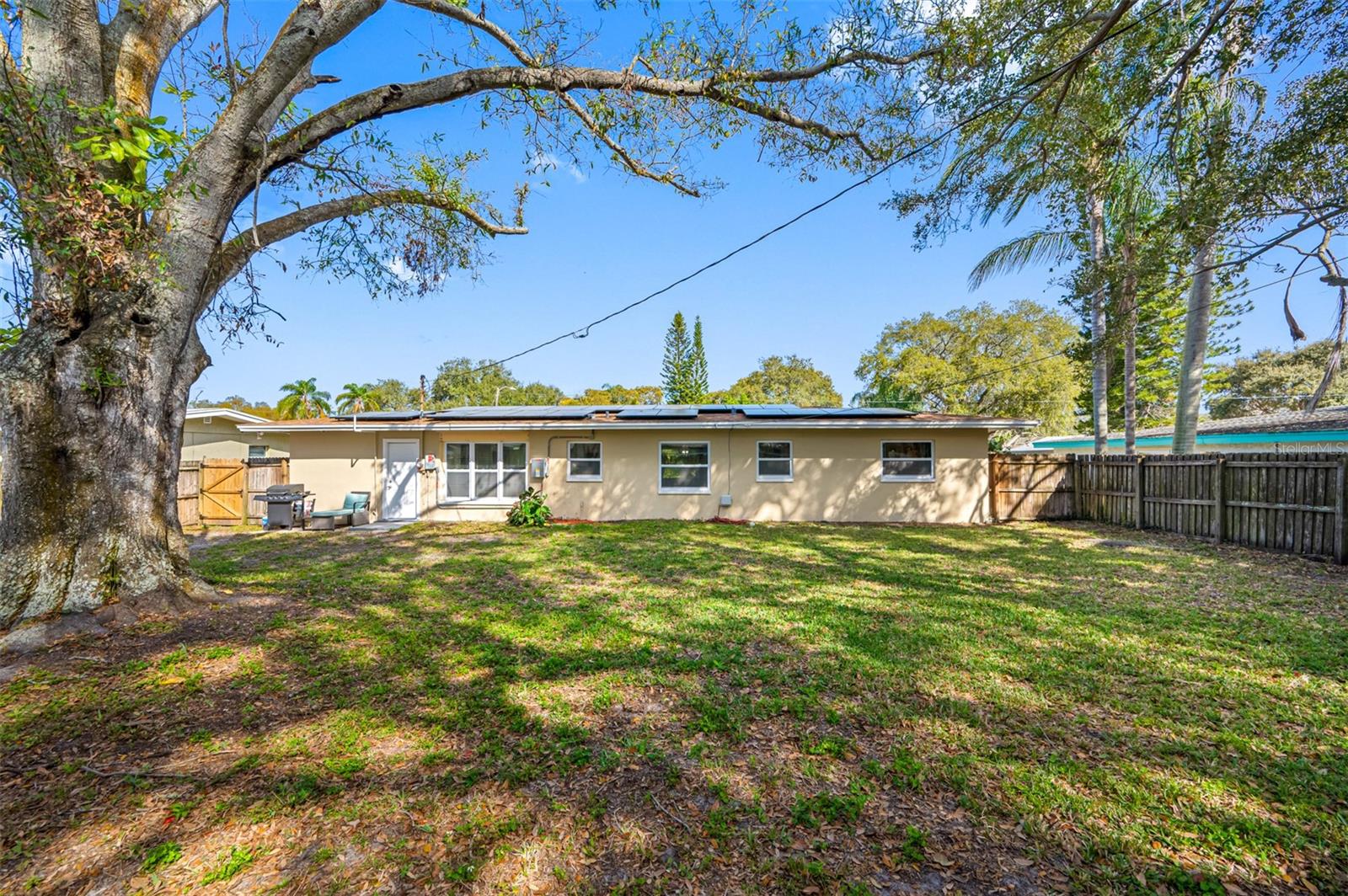 1411 PINEBROOK DR, CLEARWATER, FL, 33755