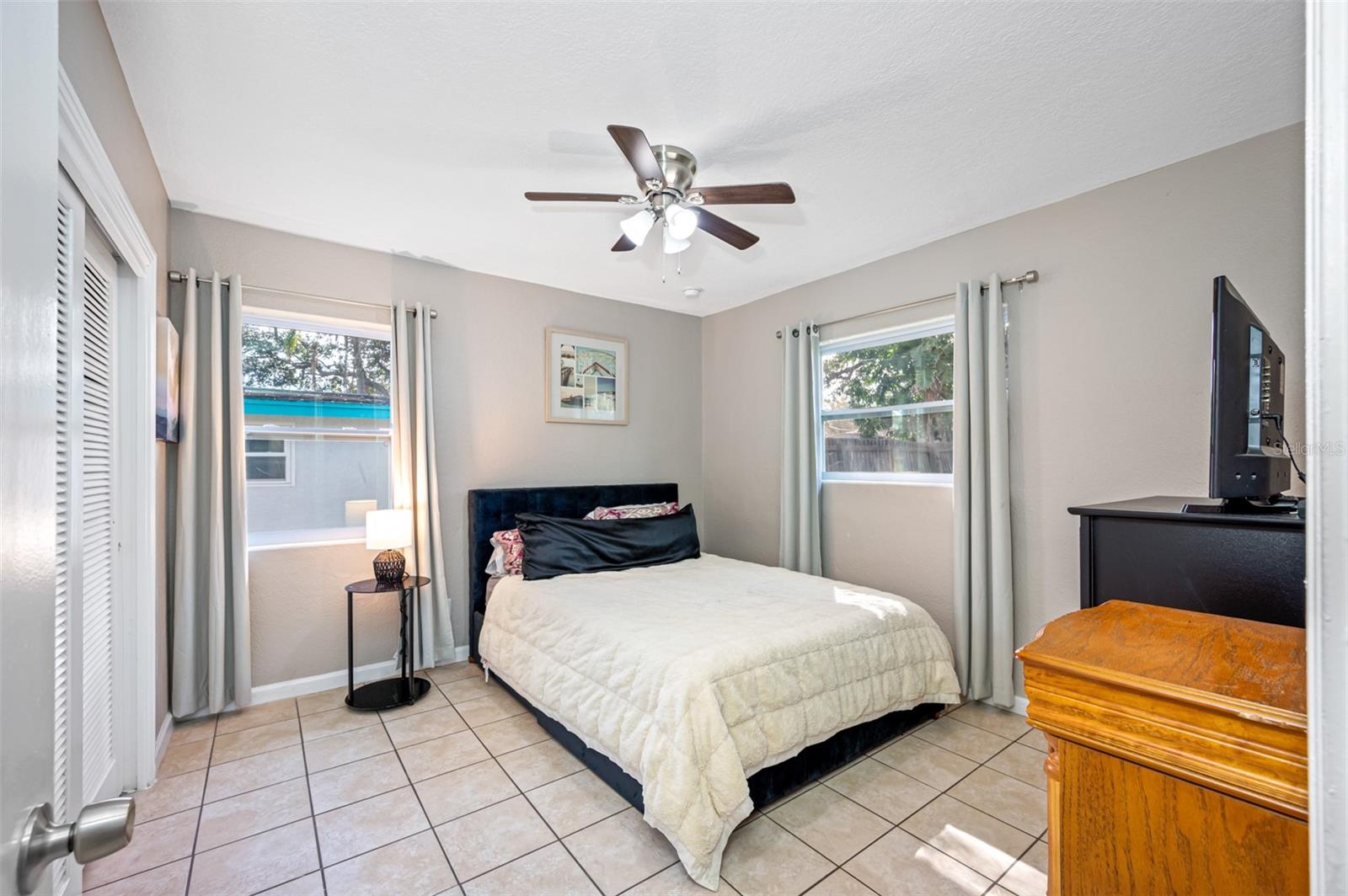 1411 PINEBROOK DR, CLEARWATER, FL, 33755