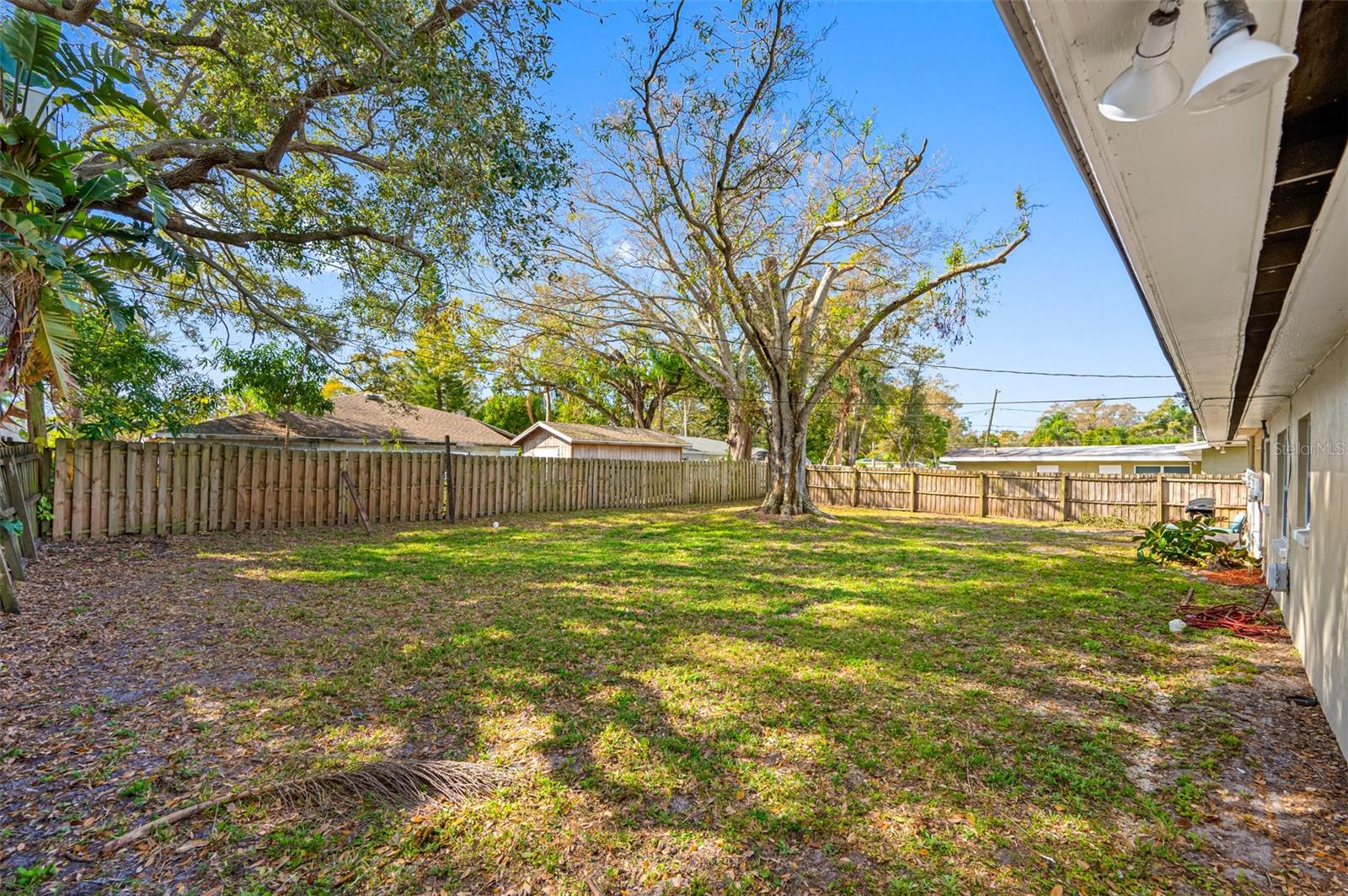 1411 PINEBROOK DR, CLEARWATER, FL, 33755