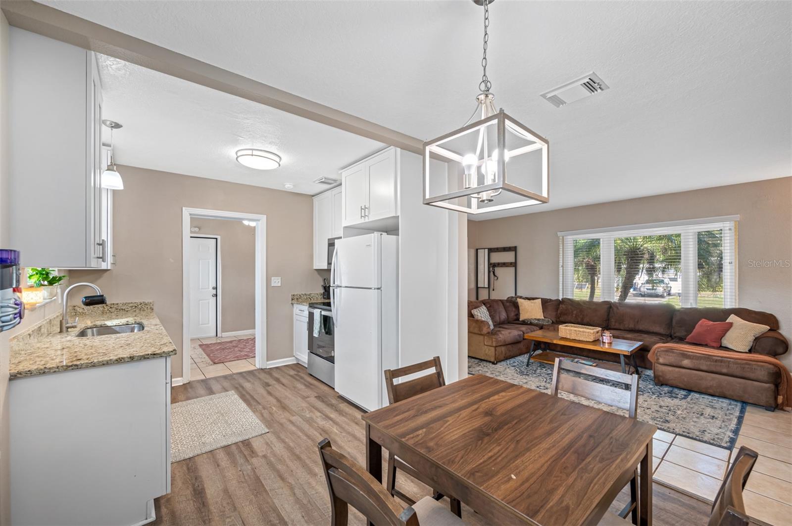 1411 PINEBROOK DR, CLEARWATER, FL, 33755