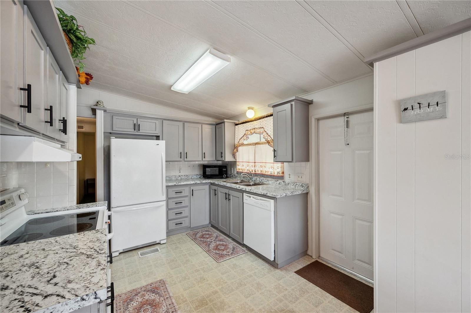 4801 BLANCO DR, ZEPHYRHILLS, FL, 33541