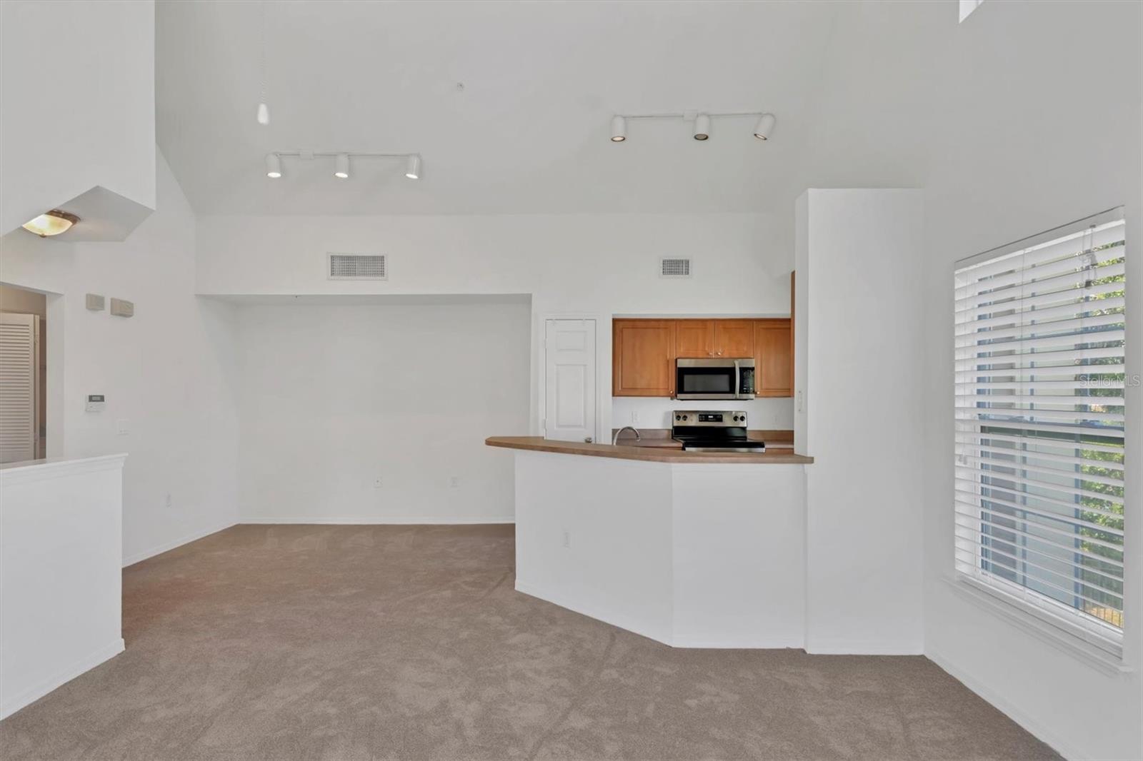 5531 ROSEHILL RD #204, SARASOTA, FL, 34233