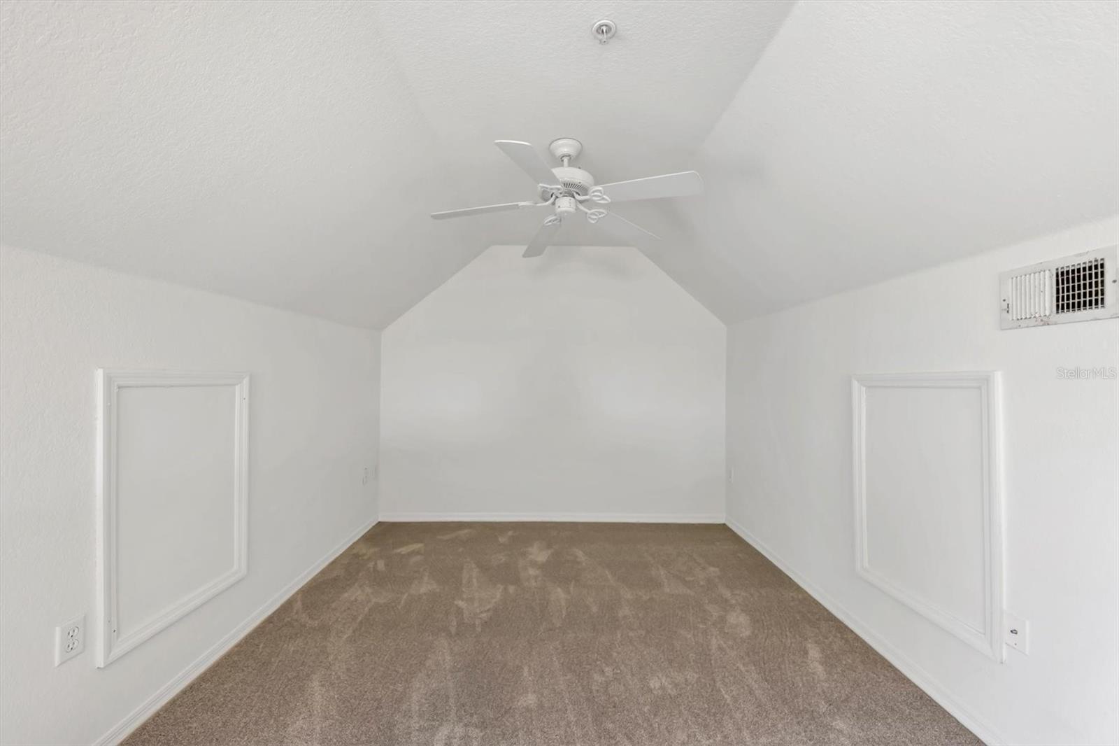 5531 ROSEHILL RD #204, SARASOTA, FL, 34233