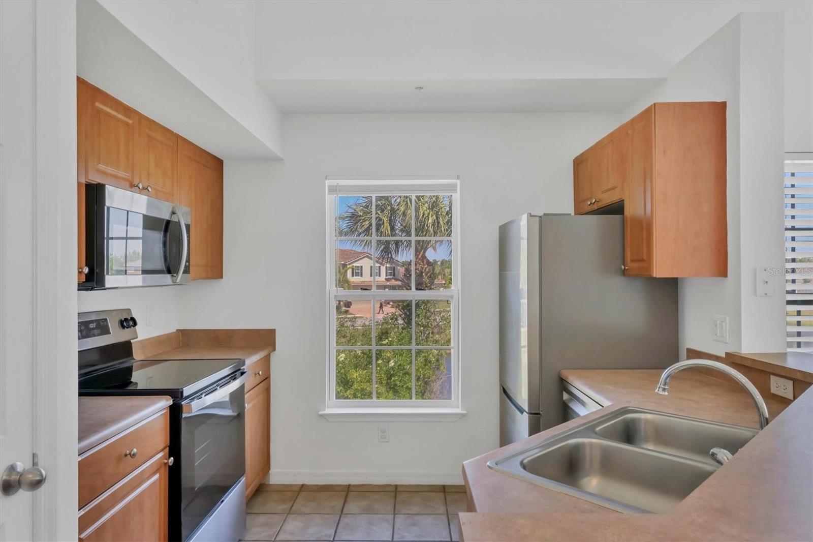 5531 ROSEHILL RD #204, SARASOTA, FL, 34233