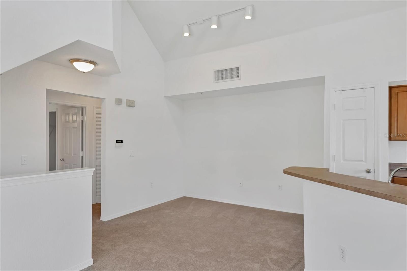 5531 ROSEHILL RD #204, SARASOTA, FL, 34233