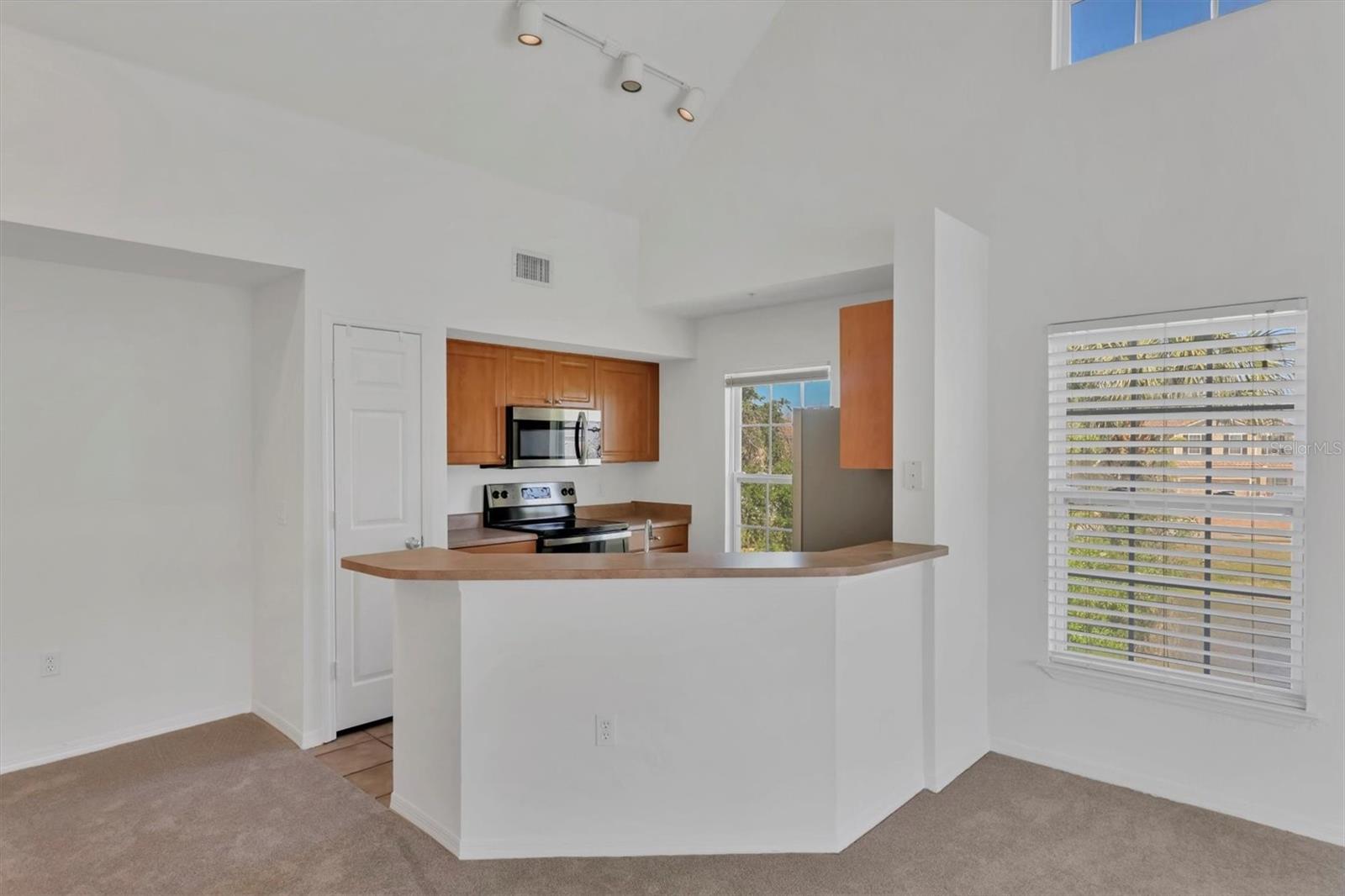 5531 ROSEHILL RD #204, SARASOTA, FL, 34233