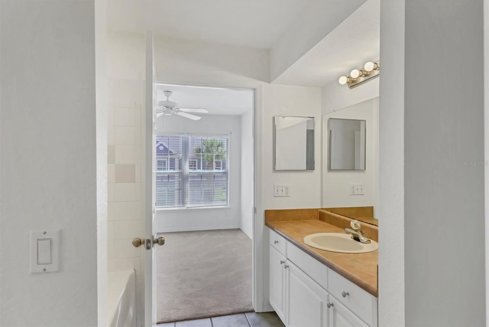 5531 ROSEHILL RD #204, SARASOTA, FL, 34233