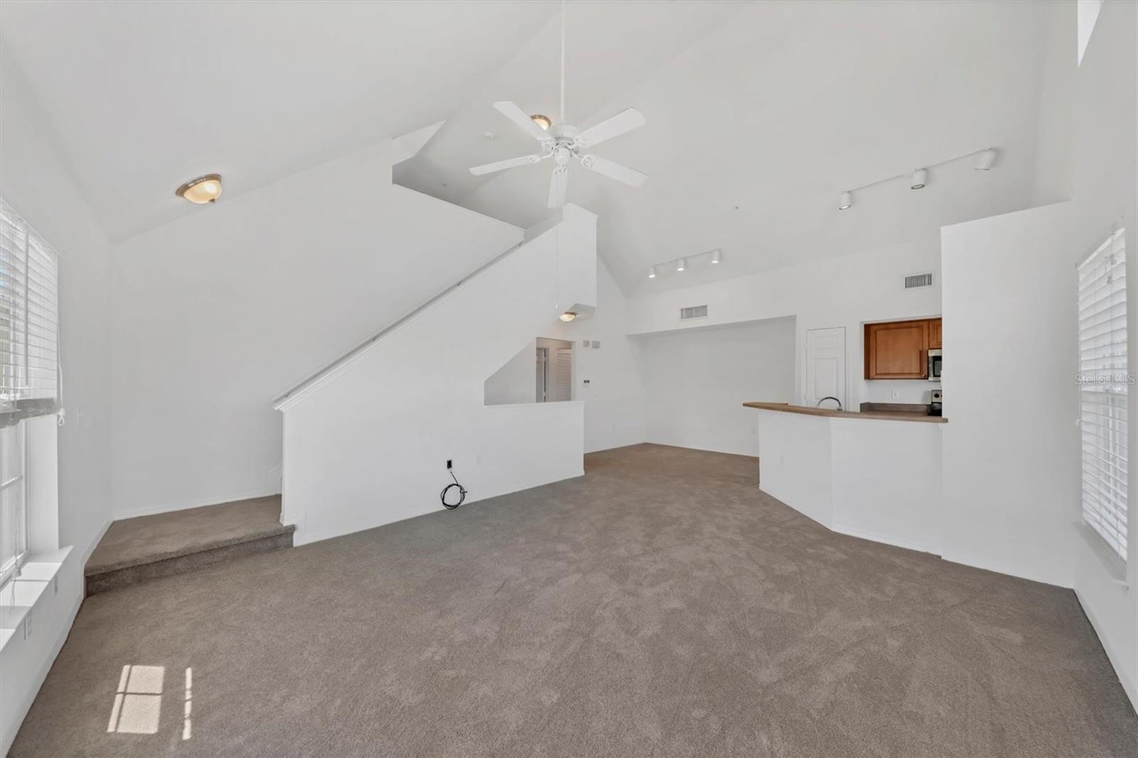 5531 ROSEHILL RD #204, SARASOTA, FL, 34233