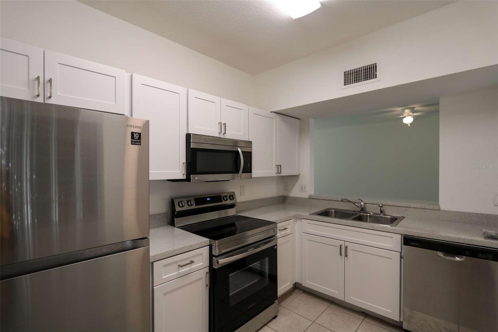 9519 NEWDALE WAY #102, RIVERVIEW, FL, 33578