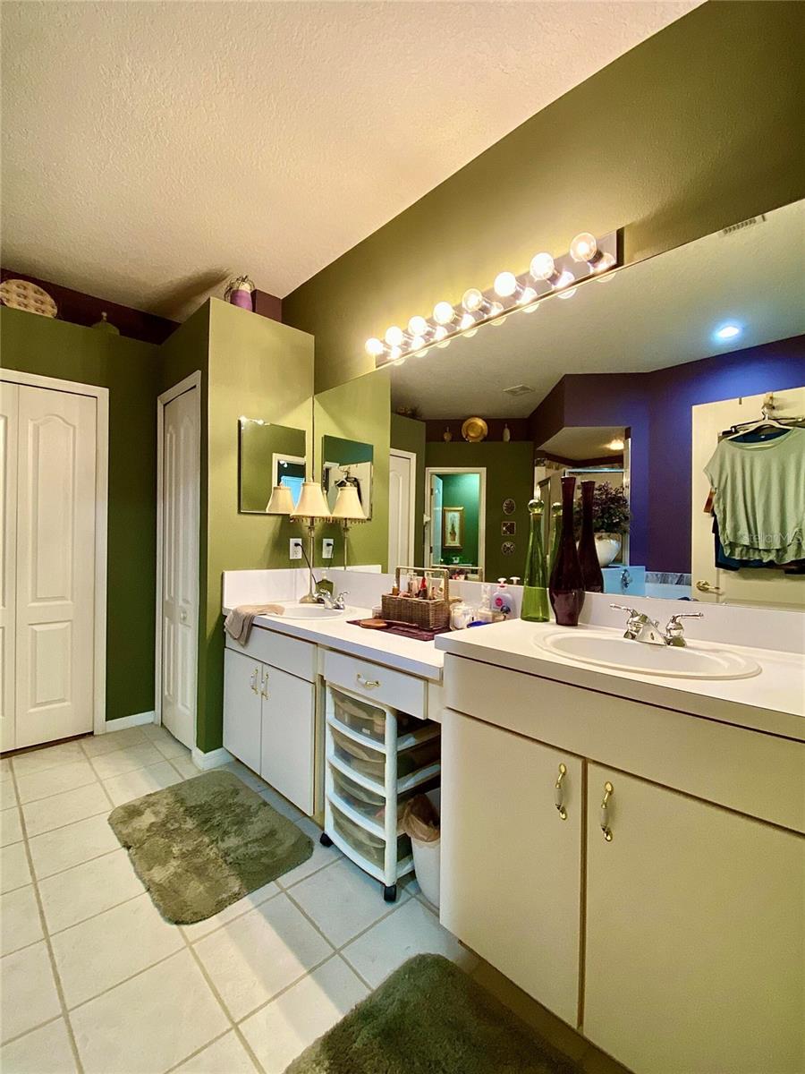 30442 LETTINGWELL CIR, WESLEY CHAPEL, FL, 33543