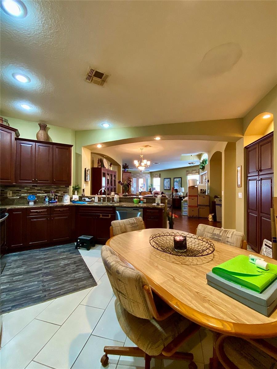 30442 LETTINGWELL CIR, WESLEY CHAPEL, FL, 33543