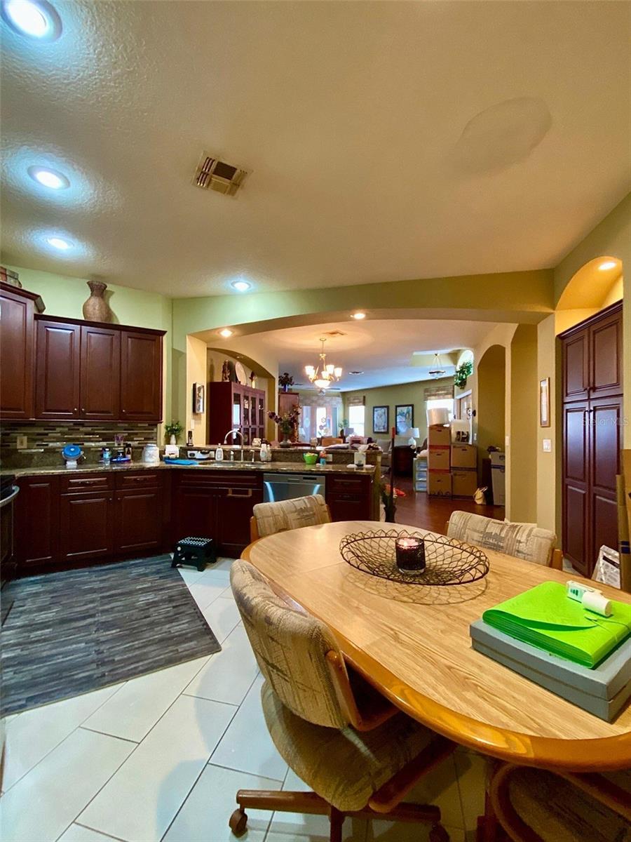 30442 LETTINGWELL CIR, WESLEY CHAPEL, FL, 33543