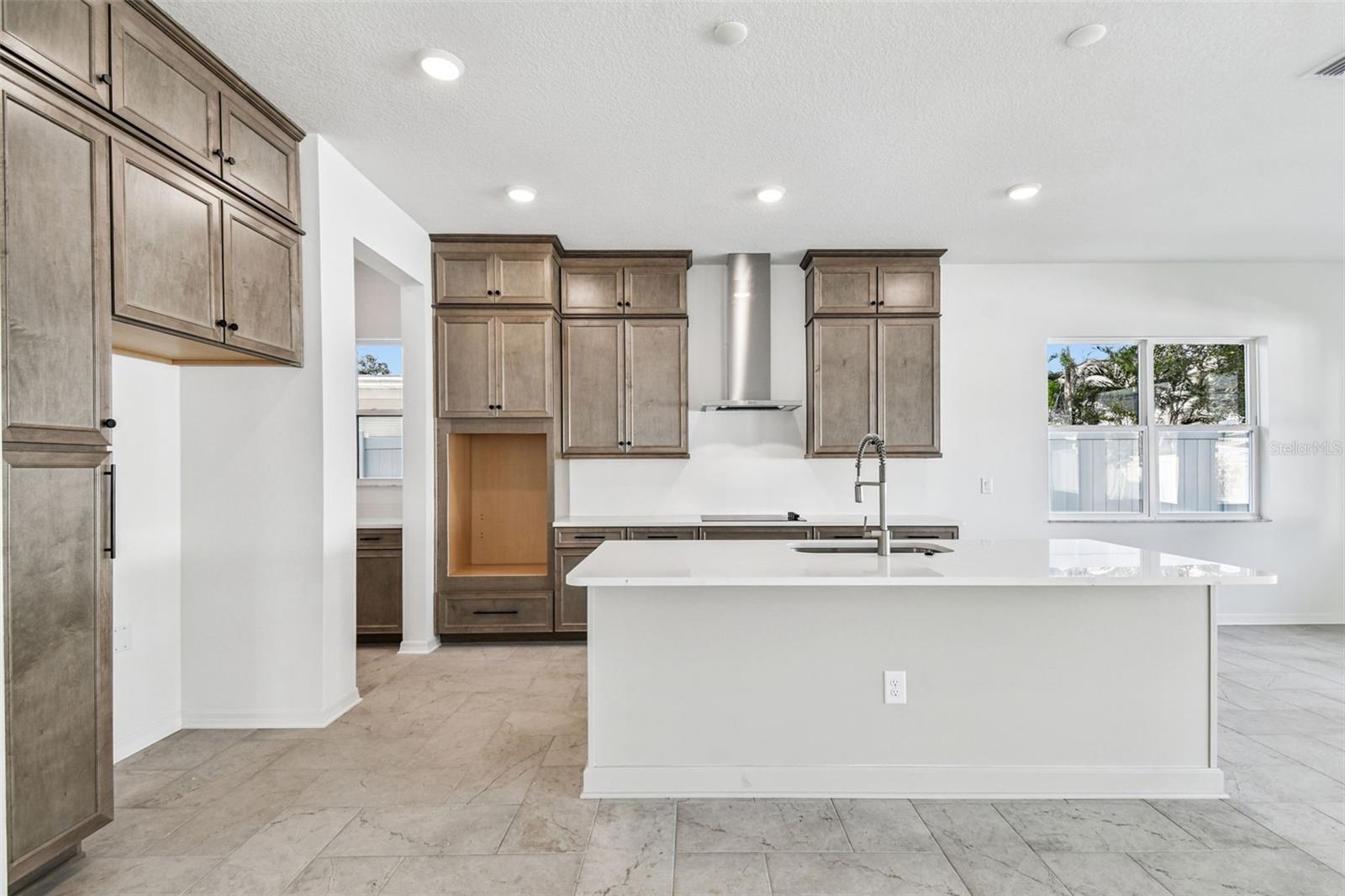 3113 W NASSAU ST, TAMPA, FL, 33607