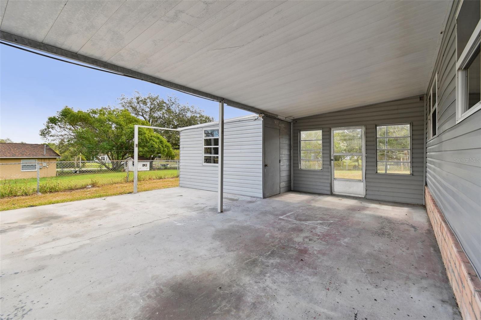 9617 SILVERBEND DR, DADE CITY, FL, 33525
