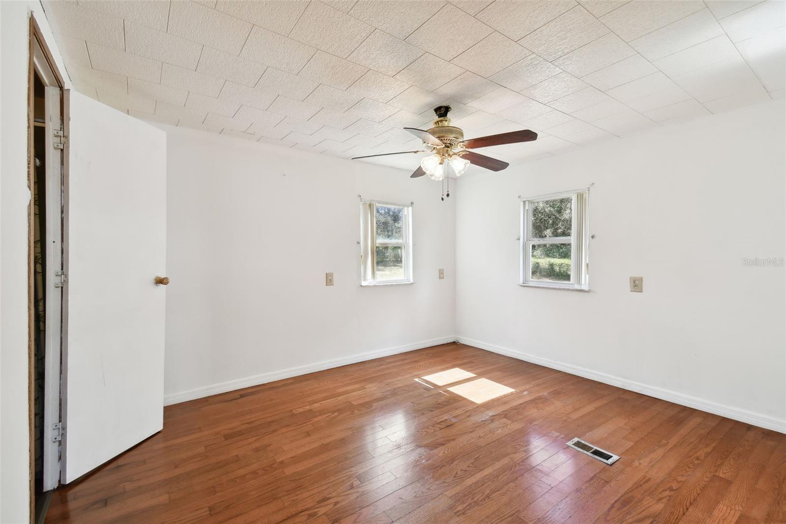 9617 SILVERBEND DR, DADE CITY, FL, 33525