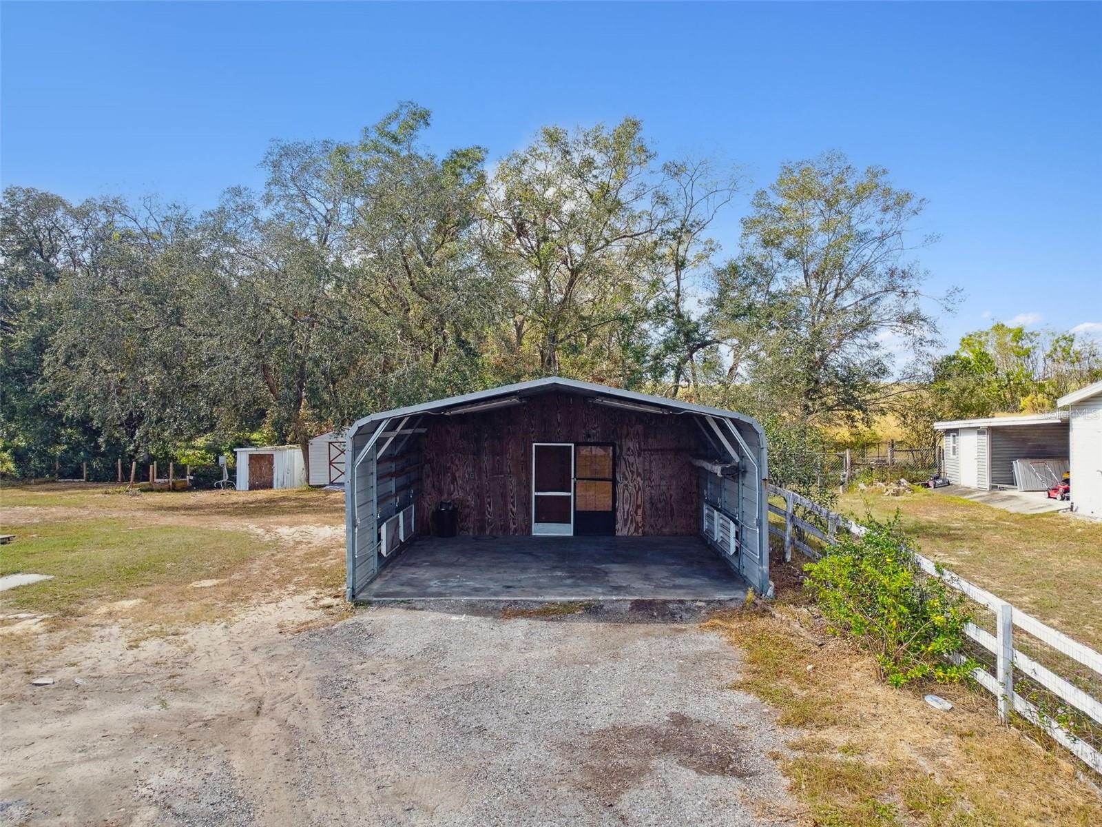 9617 SILVERBEND DR, DADE CITY, FL, 33525