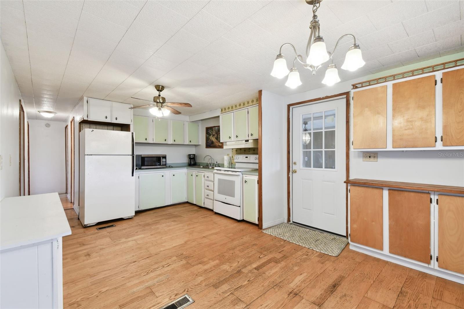 9617 SILVERBEND DR, DADE CITY, FL, 33525