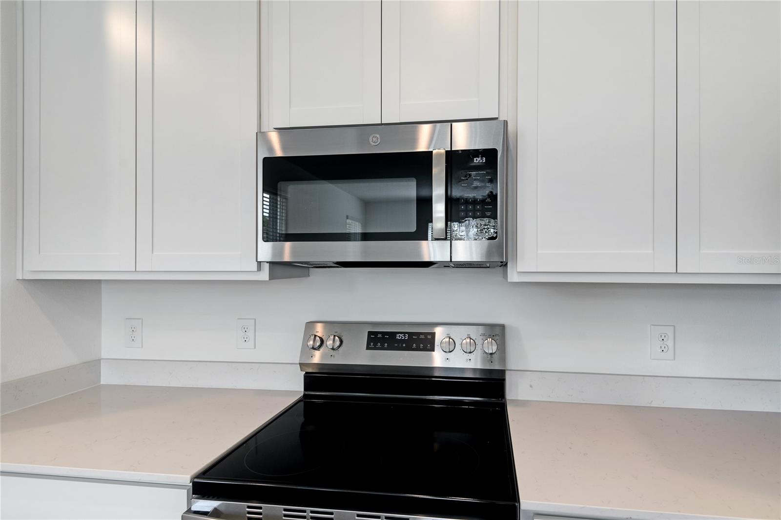 737 LAKE DELL AVE, DUNDEE, FL, 33838