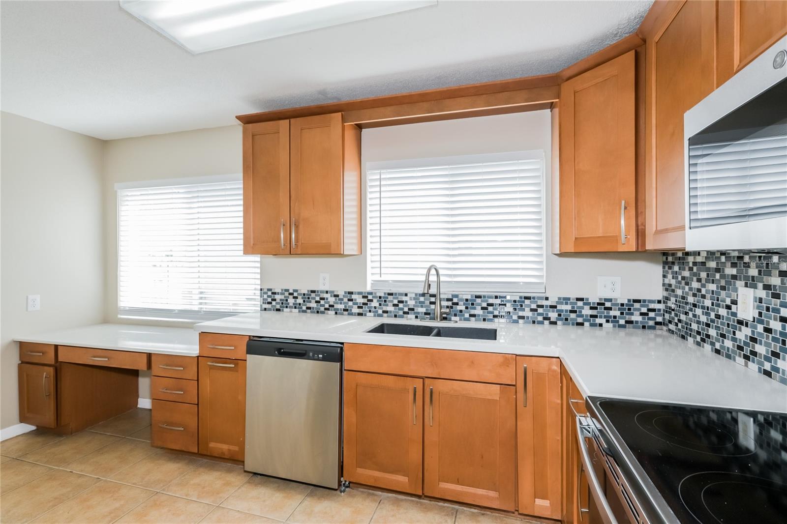 3147 PINE TOP DR, VALRICO, FL, 33594