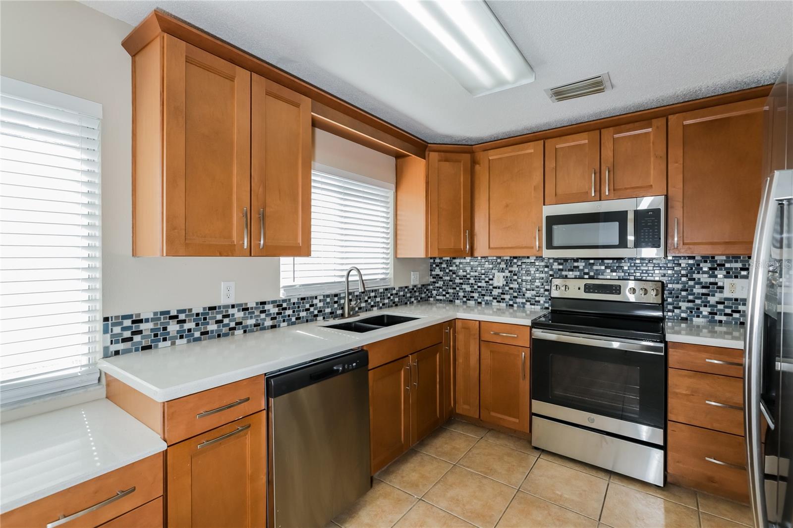 3147 PINE TOP DR, VALRICO, FL, 33594