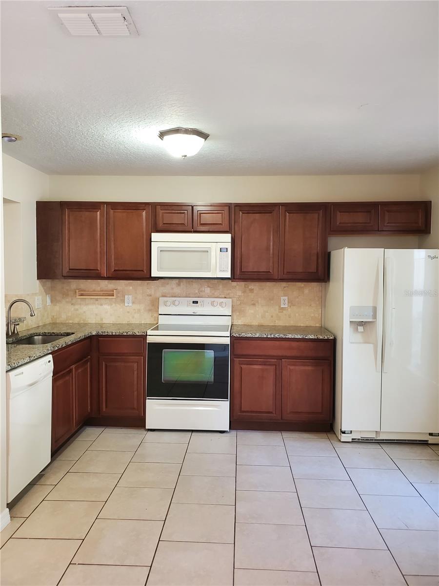 2251 CYPRESS KNEE LOOP, KISSIMMEE, FL, 34743