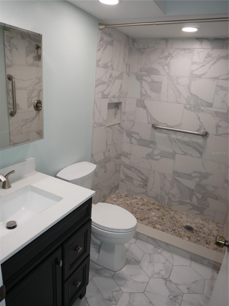 2297 LARK CIR E #E, PALM HARBOR, FL, 34684