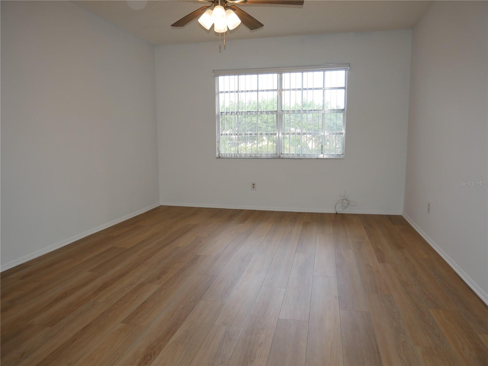2297 LARK CIR E #E, PALM HARBOR, FL, 34684