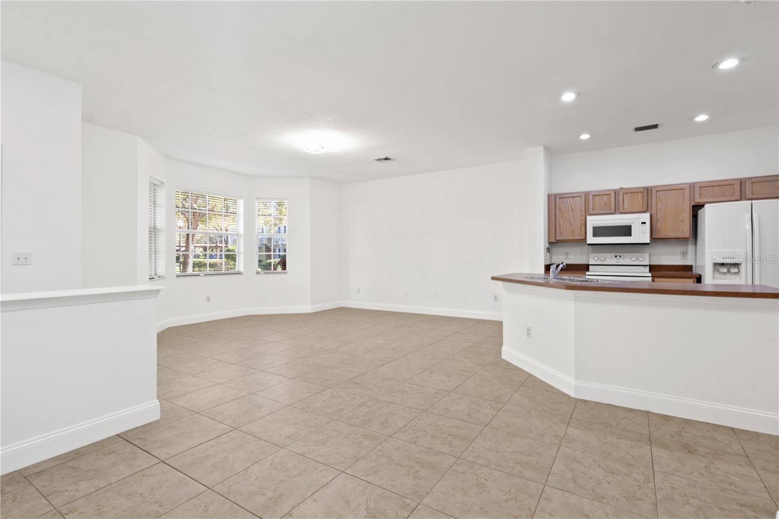 7421 ARLINGTON GROVE CIR, TAMPA, FL, 33625