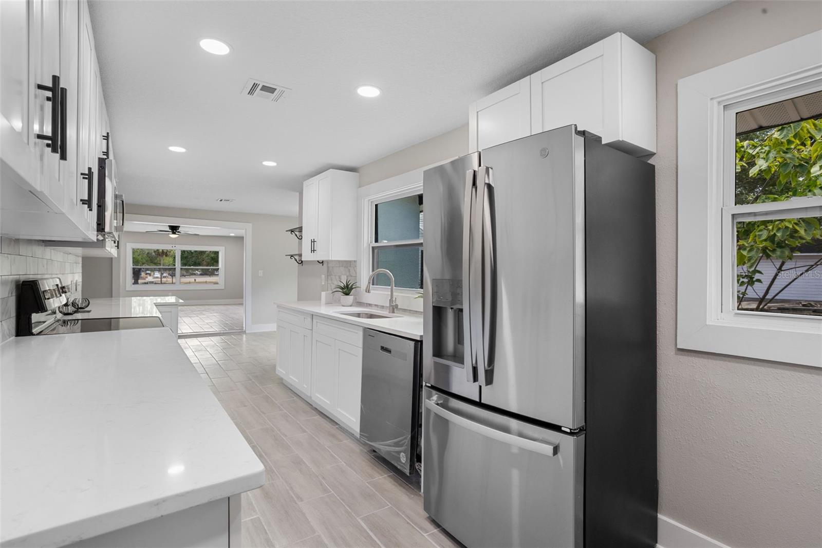 209 N 14TH ST, LEESBURG, FL, 34748