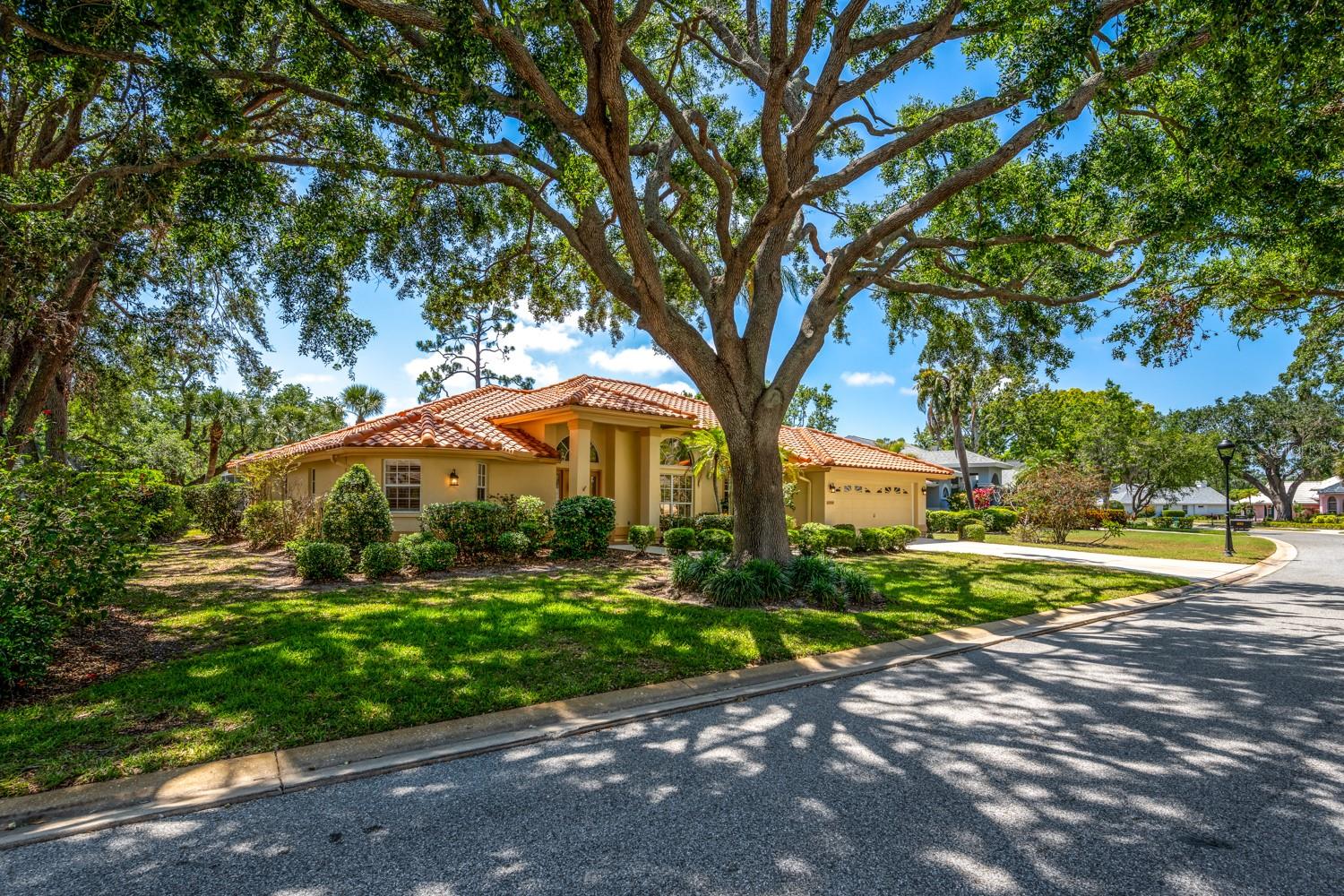 8202 SHADOW PINE WAY, SARASOTA, FL, 34238