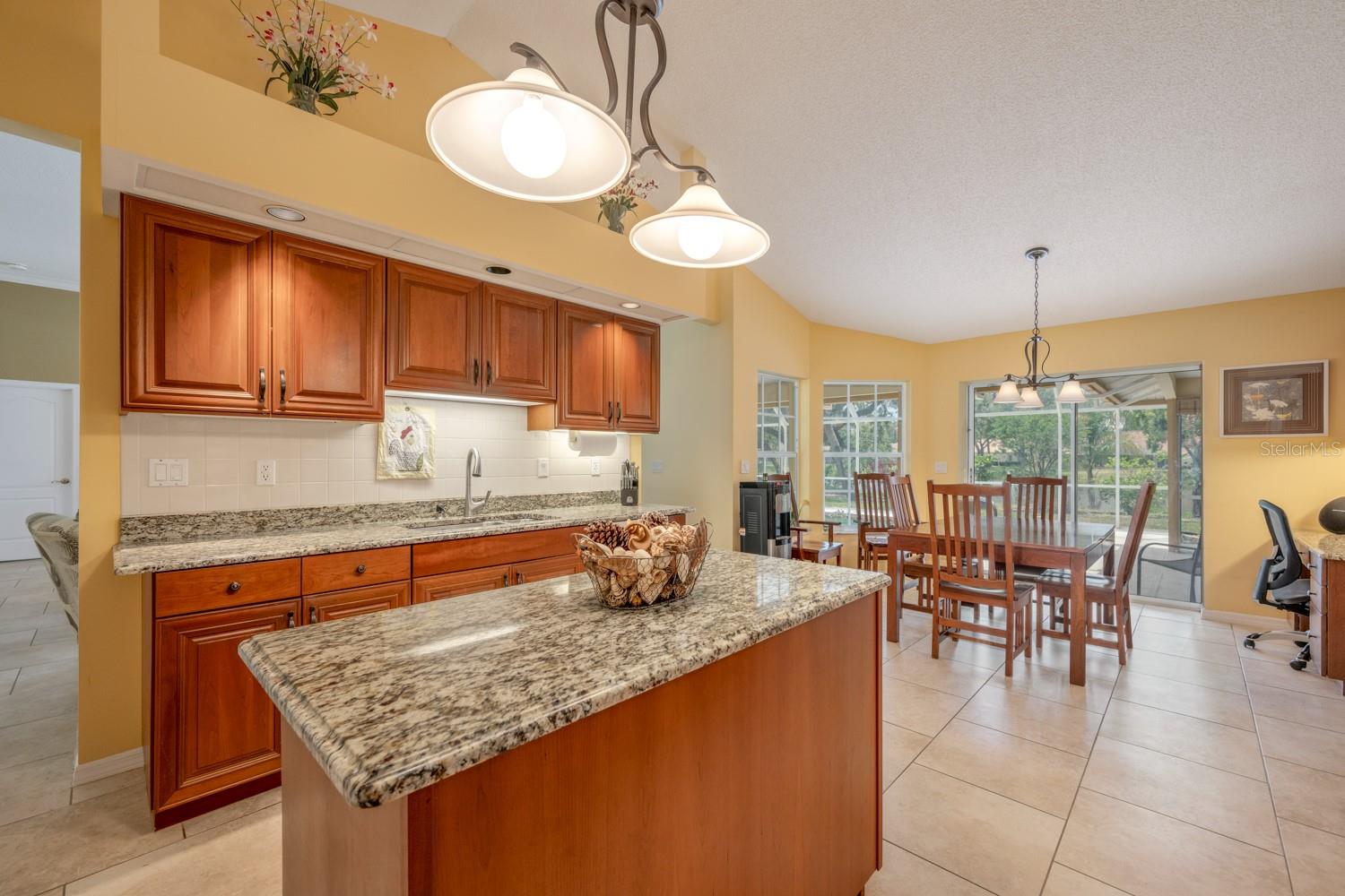 8202 SHADOW PINE WAY, SARASOTA, FL, 34238