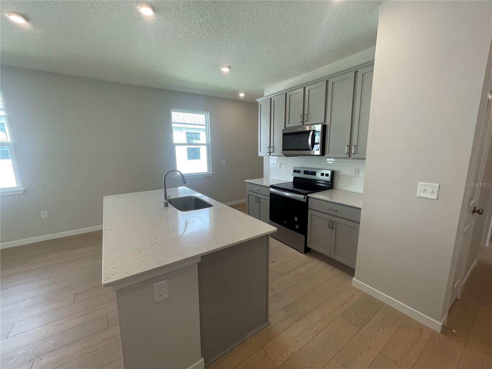 219 MONTGOMERY CT, PALM COAST, FL, 32164