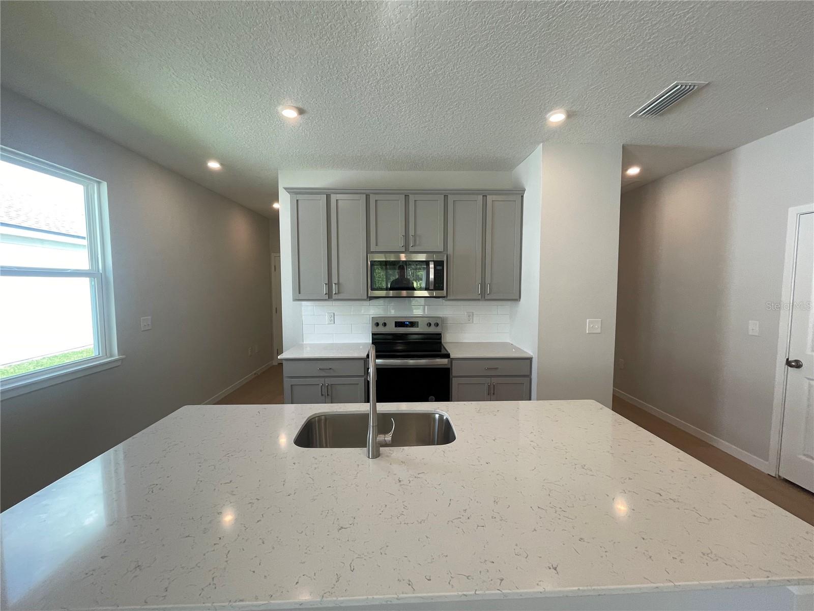 219 MONTGOMERY CT, PALM COAST, FL, 32164