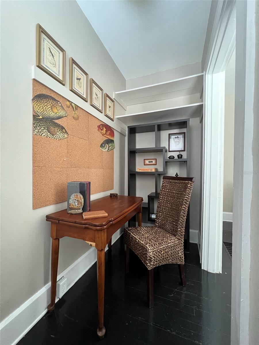 2014 JACKSON ST N #5, ST PETERSBURG, FL, 33704