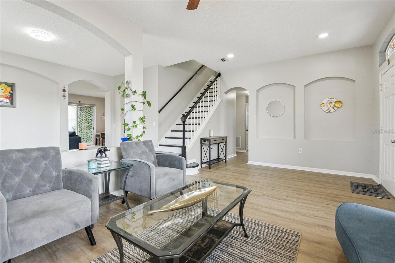 29704 EAGLE STATION DR, WESLEY CHAPEL, FL, 33543