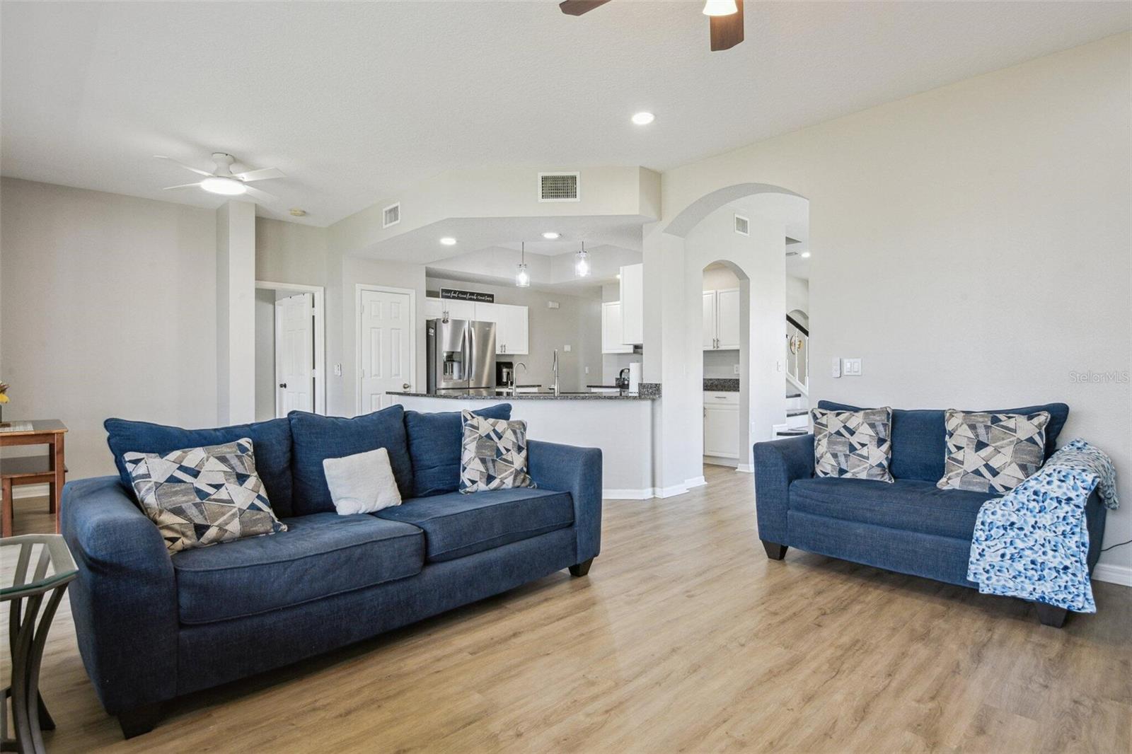 29704 EAGLE STATION DR, WESLEY CHAPEL, FL, 33543