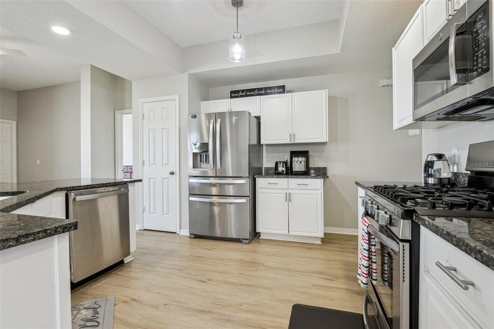 29704 EAGLE STATION DR, WESLEY CHAPEL, FL, 33543